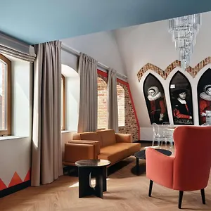 Lägenhetshotell Radisson Red